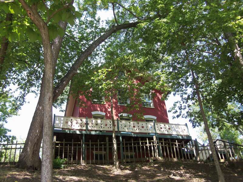 James Cawley House in Davenport, Iowa.  Listed on the National Register of Historic Places.