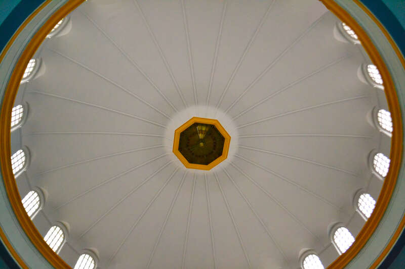 Sanctuary rotunda, First Christian Church (Eugene, Oregon)
