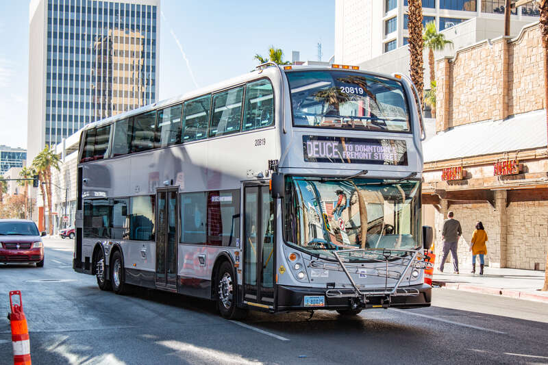 RTC (Las Vegas, NV) DEUCE | ADL Enviro500 | Fremont St