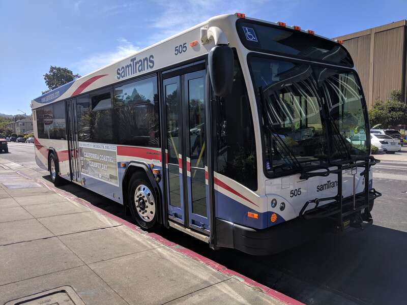 samTrans Gillig BRT on 5th Avenue, San Mateo