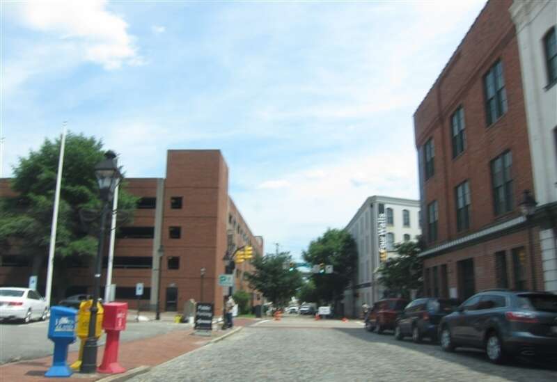 Richmond
Shockoe Slip
Virginia
Richmond, VA
E Cary St
E Cary St
S 14th St

S 14th St