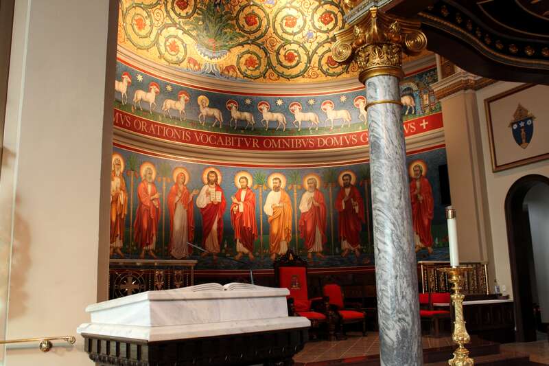 The apse wall decorations in Saint Anthony Cathedral Basilica in Beaumont, Texas.