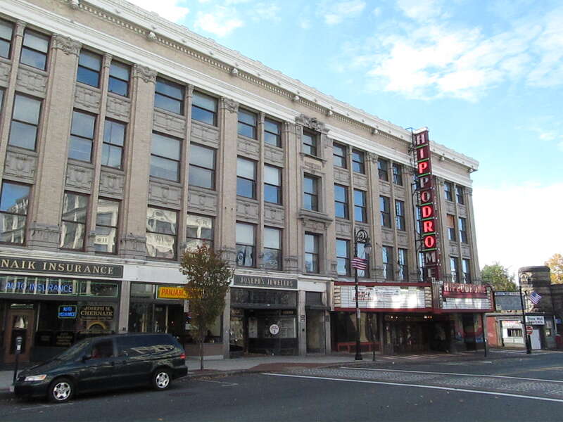 The Hippodrome, Springfield Massachusetts





This is an image of a place or building that is listed on the National Register of Historic Places in the United States of America. Its reference number is 79000348.

