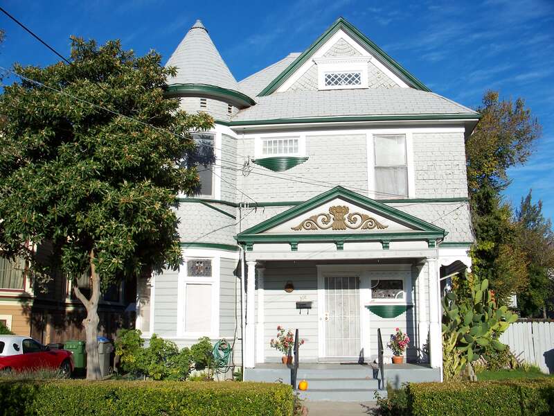Queen Anne style, built circa 1893. 318 North Sixth Street. San Jose, California, USA