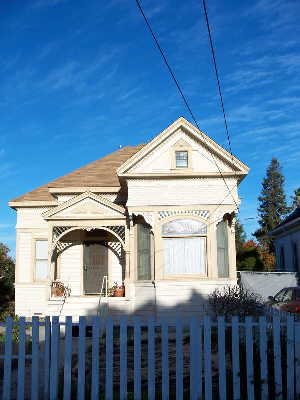 Queen Anne style, built circa 1898. 334 North Sixth Street. San Jose, California, USA