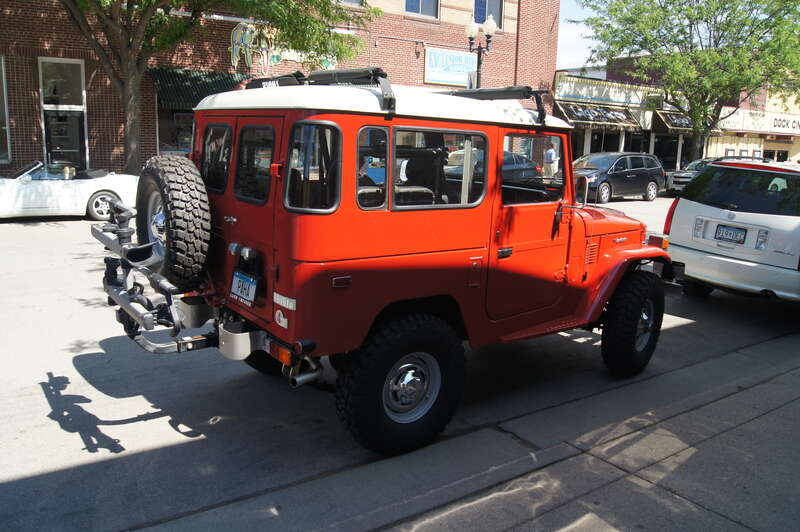 Spotted some great interesting cars before getting into the 10,000 Lakes Concours d-Elegance.

           <a href="https://www.flickr.com/photos/greggjerdingen/collections/72157631550277505/">Click here for more car pictures at my Flickr