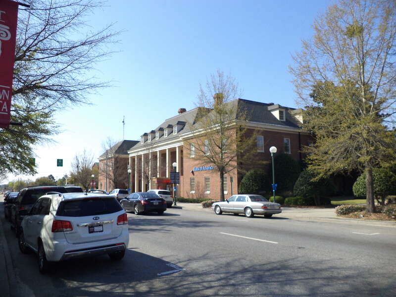 Bank of America, S Patterson St, Valdosta, Lowndes County, Georgia.  Bank of America vacated this building on 10/1/2016.