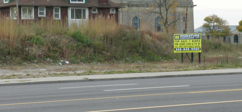 Chateau Frontenac Apartments Detroit — DEMOLISHED