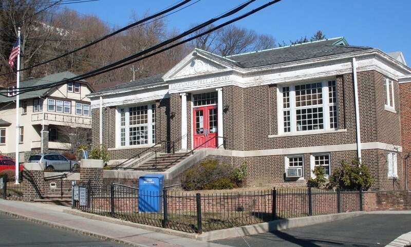 Edgewater Free Library