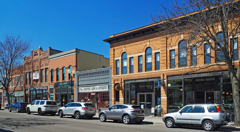 250–234 Water St, Excelsior, Minnesota, USA.  Viewed from the east.  





This is an image of a place or building that is listed on the National Register of Historic Places in the United States of America. Its reference number is 100007070.

