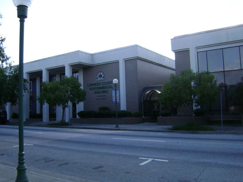 Lowndes County Governmental Building in Valdosta, Lowndes County, Georgia