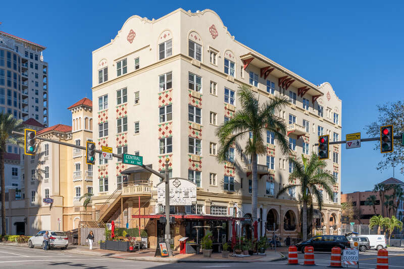 St. Petersburg, FL