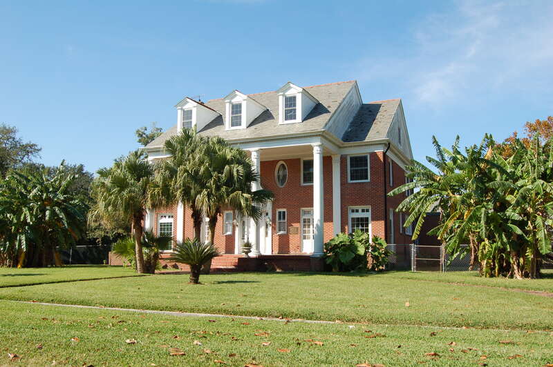Raziano House