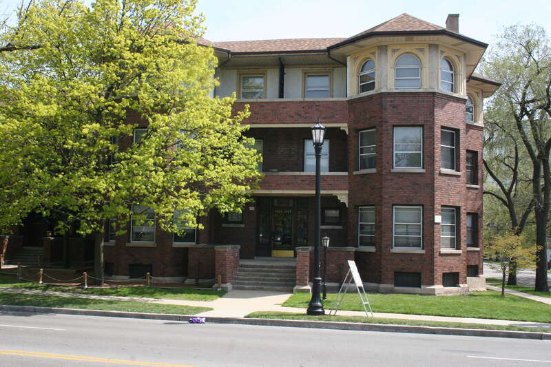 Ridgewood Apartment Building, Evanston, IL