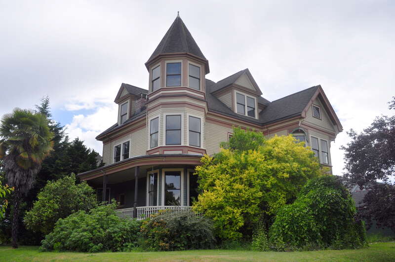 3119 S. Day Street on the Mt. Baker Ridge, Seattle, Washington, USA. The house, designed by Ernest MacKay and known as the Will H. Thompson House or Thompson-LaTurner House, is a Seattle city landmark and is on the National Register of Historic