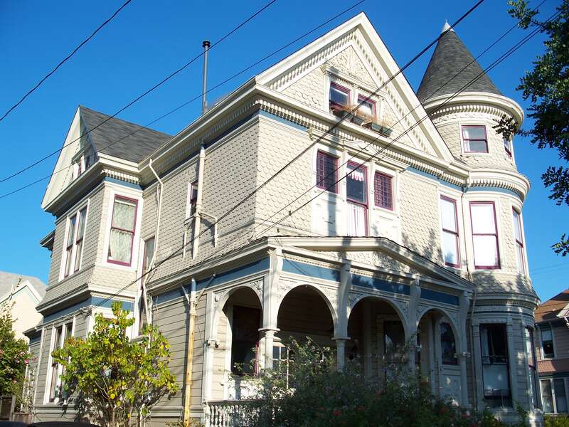 2169 San Jose Avenue. Alameda, California, USA