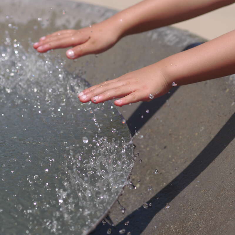 There was a vibrating fountain the middle of the Children's Garden.
