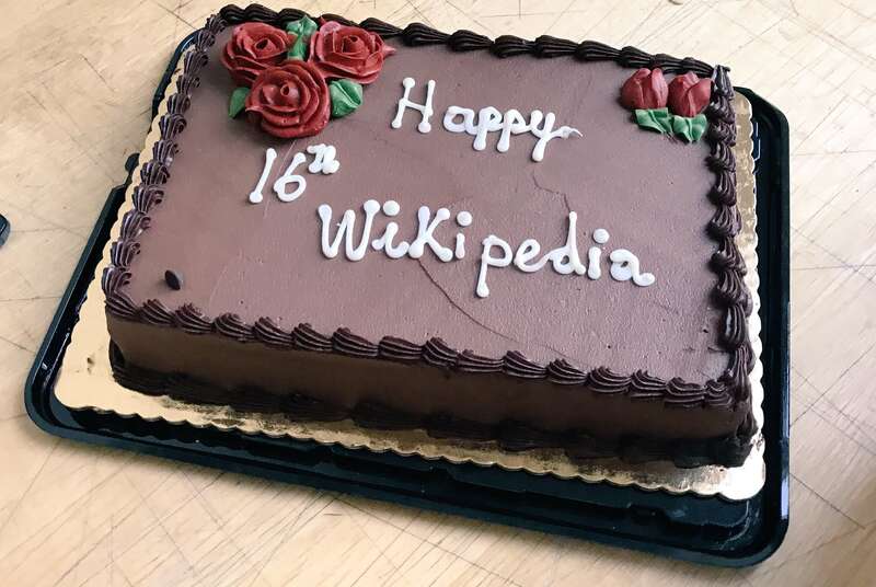 anniversary cake