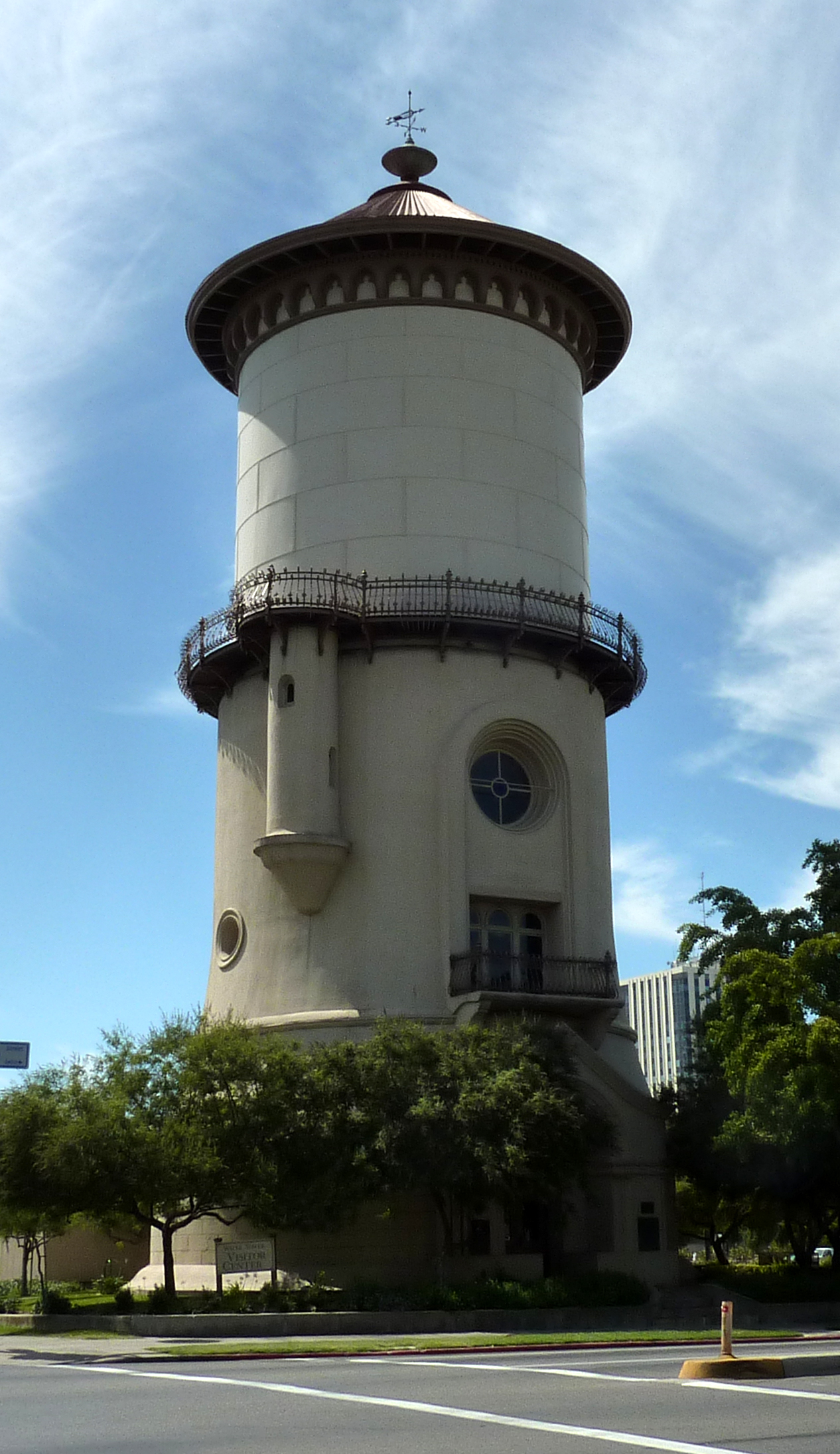 Old Fresno Water Tower, Fresno, California, USA.