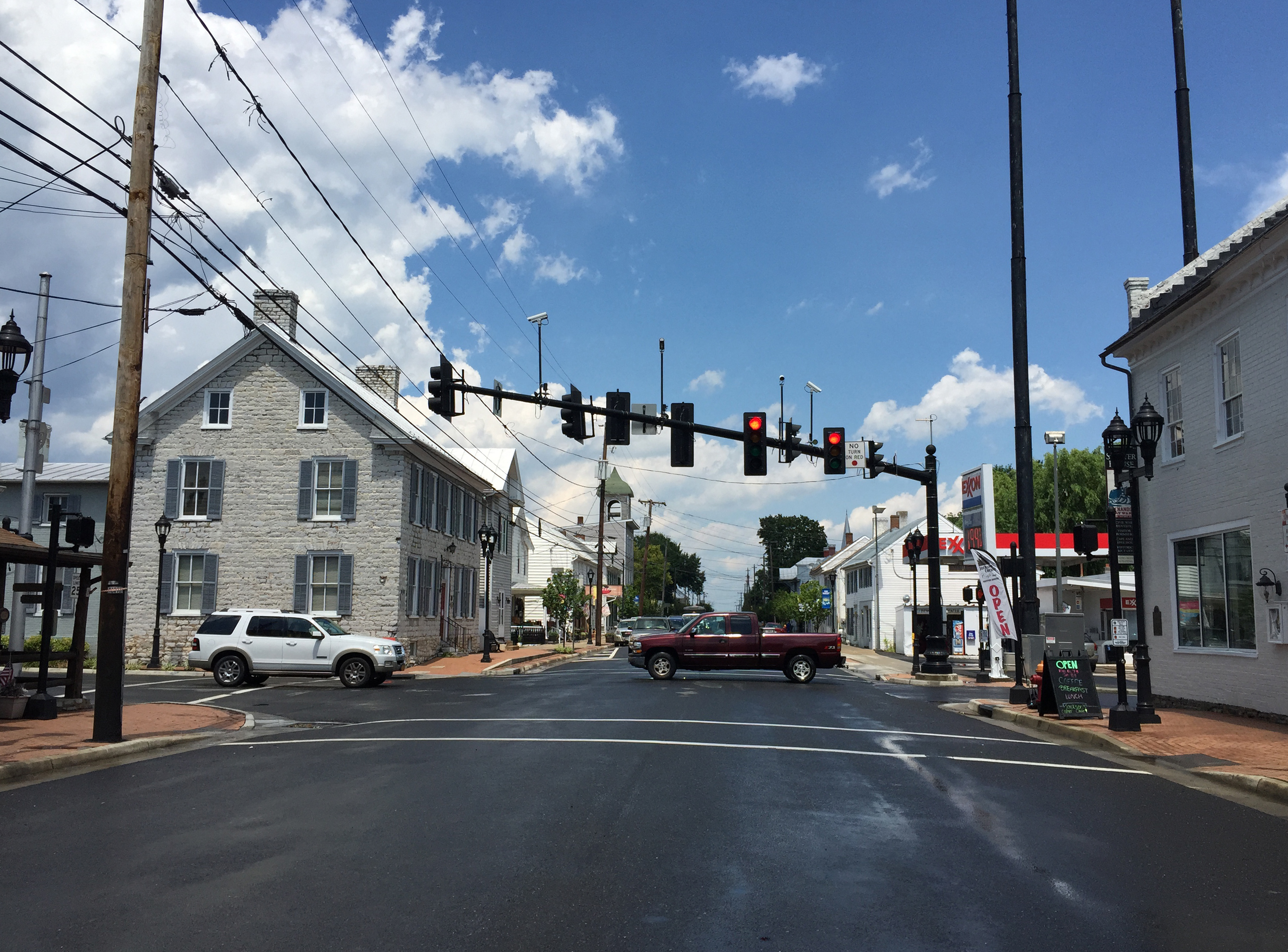 View north along U.S. Route 11 (Congress Street) at U.S. Route 211 (Old Cross Road) in New Market, Shenandoah County, Virginia