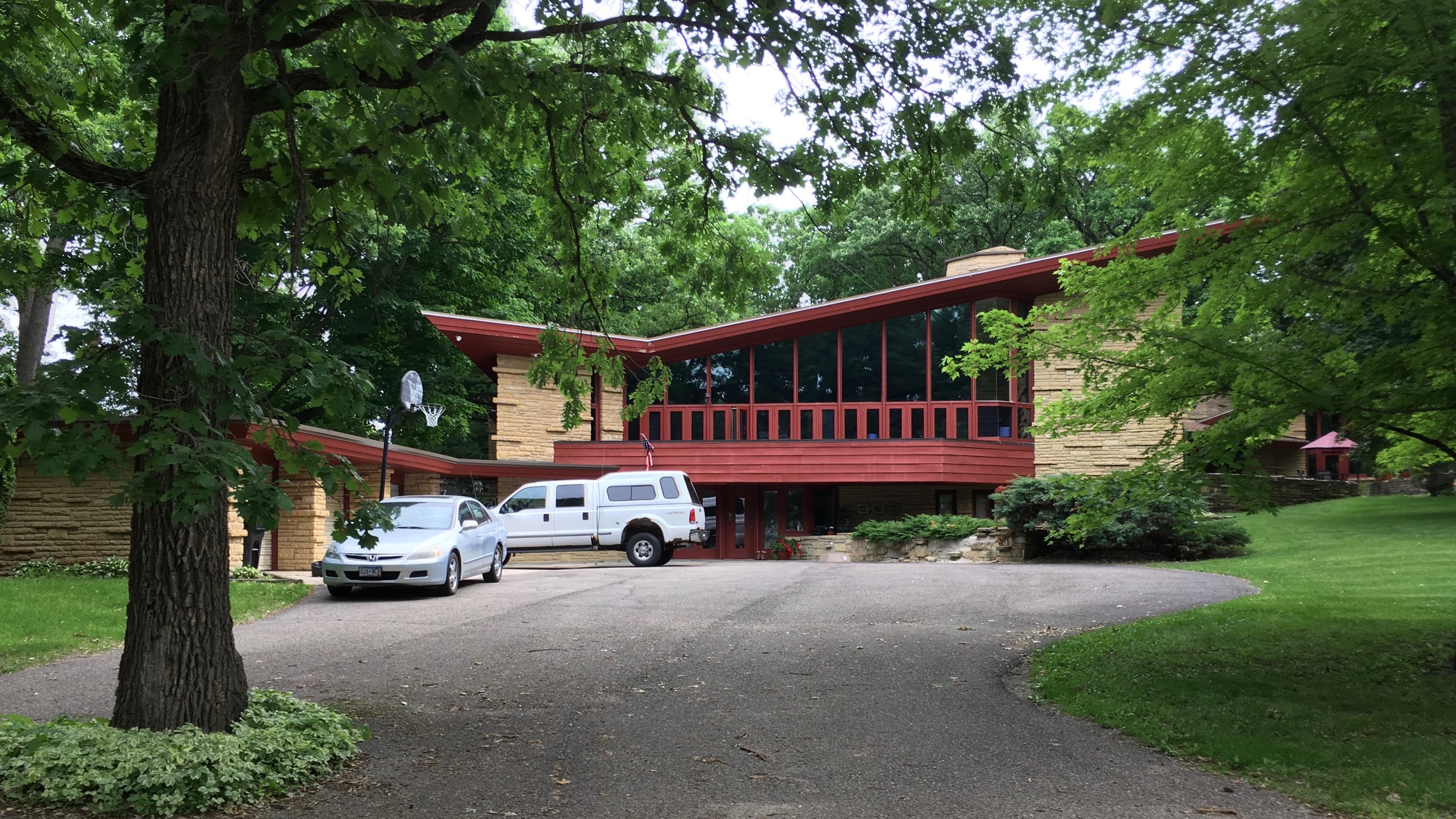 S. P. Elam Residence (1950) by Frank Lloyd Wright in Austin, Minnesota.