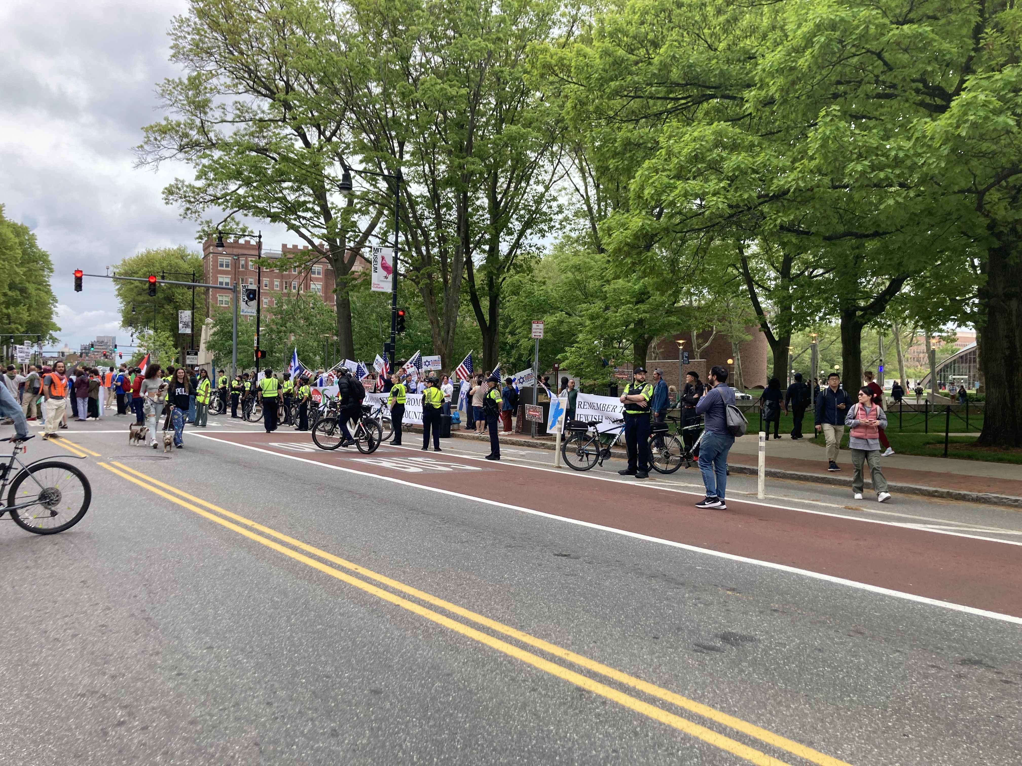 Pro Palestine and pro Israel protest at MIT, 15 May 2024