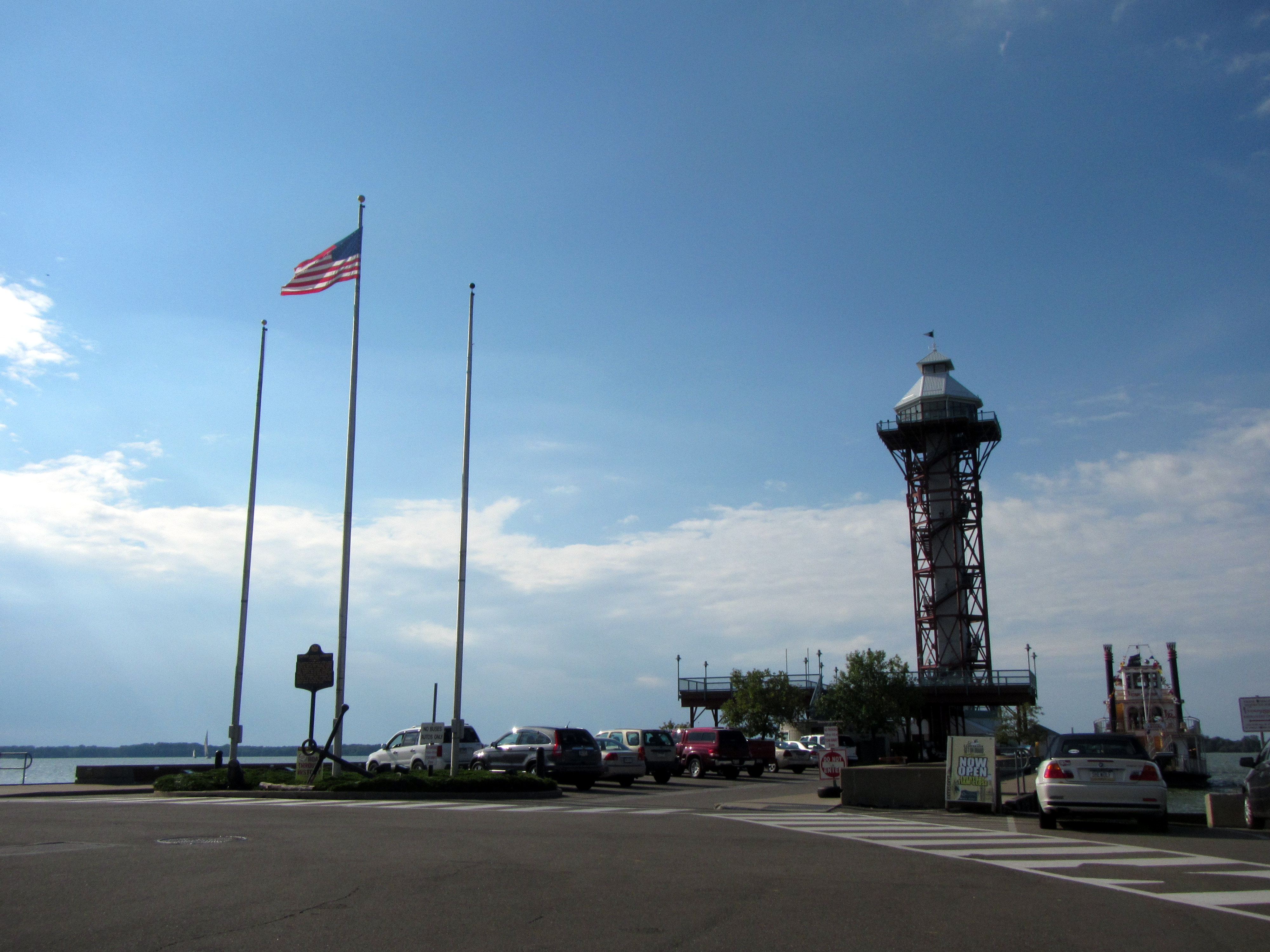 Bicentennial Tower