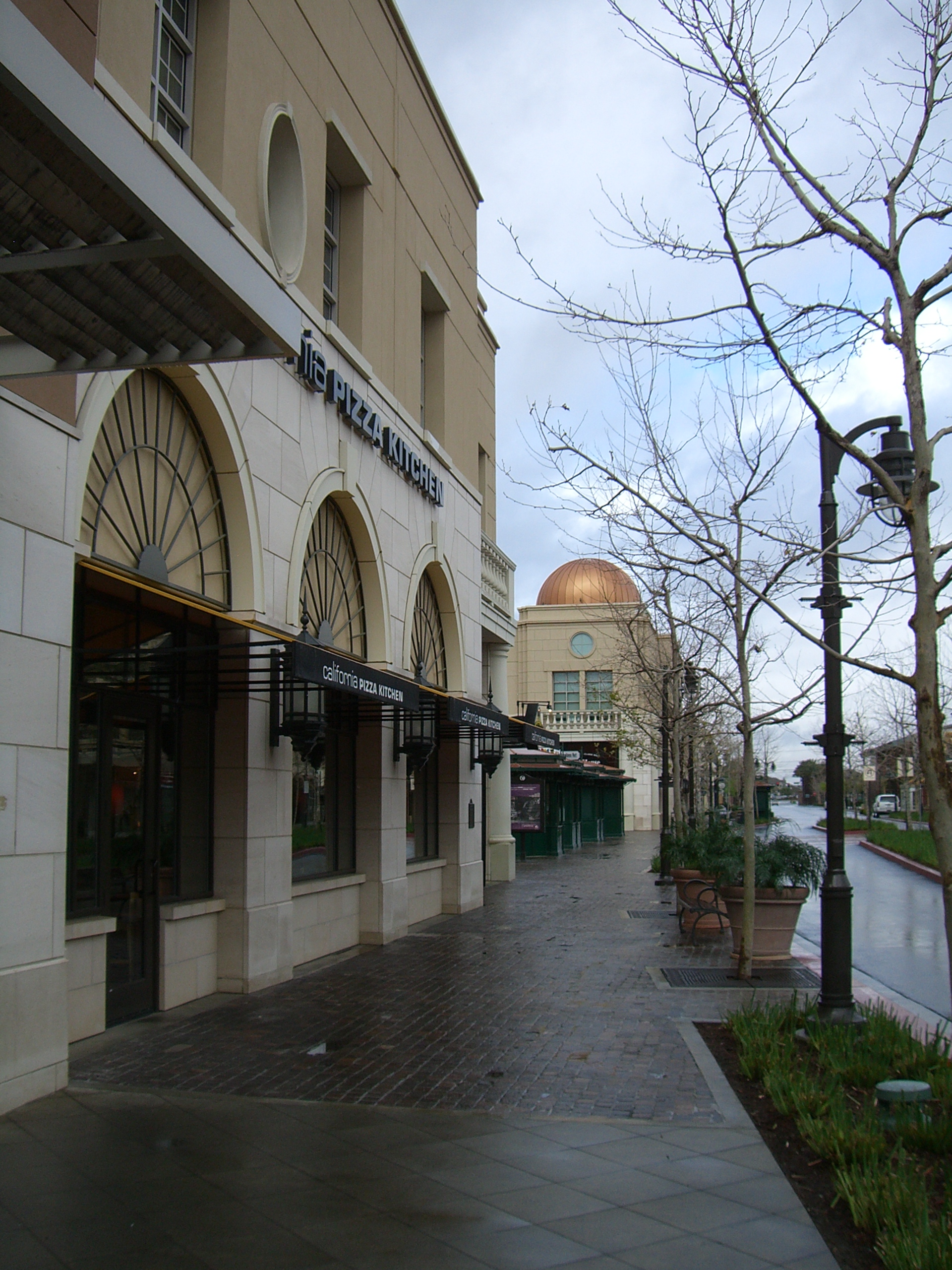 California Pizza Kitchen