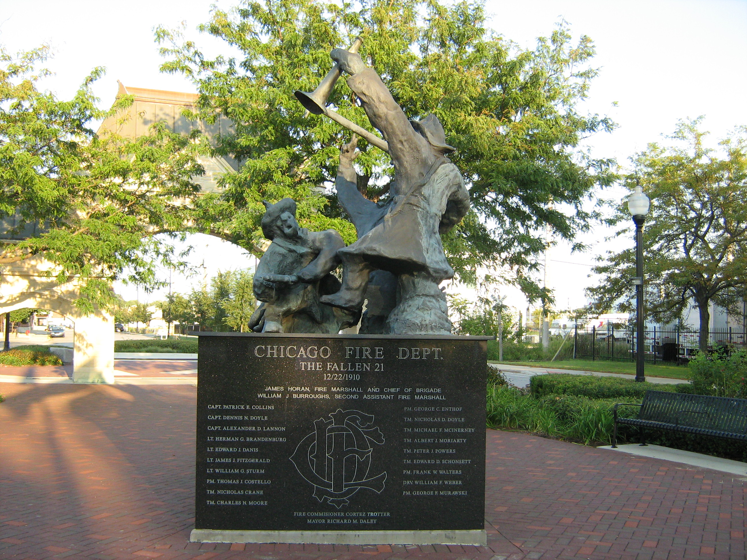 Chicago Fire Department The Fallen 21 Memorial