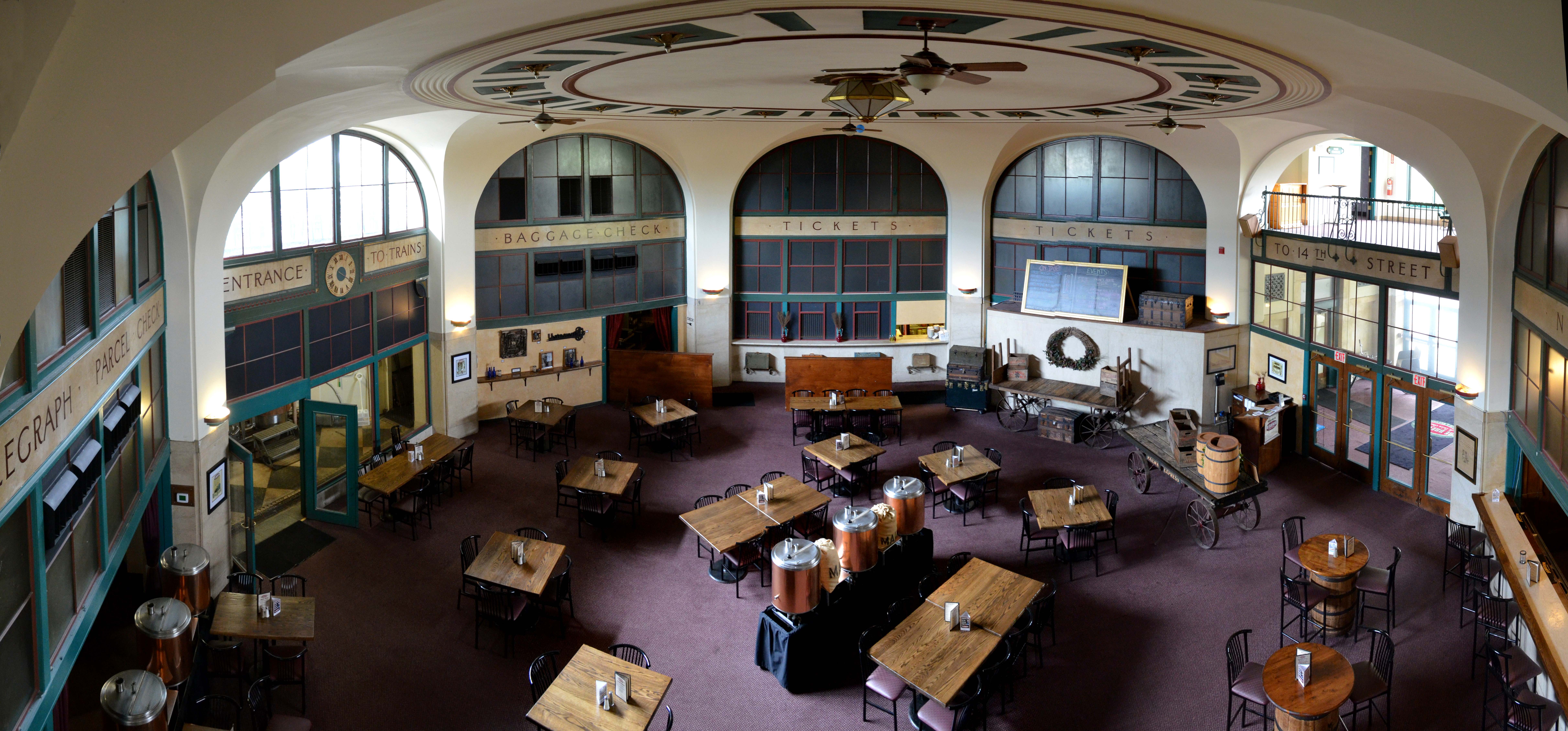 NOTE: This image is a panorama  consisting of multiple frames that were merged or stitched in software. As a result, this image necessarily underwent some form of digital manipulation. These manipulations may include blending, blurring, cloning, and