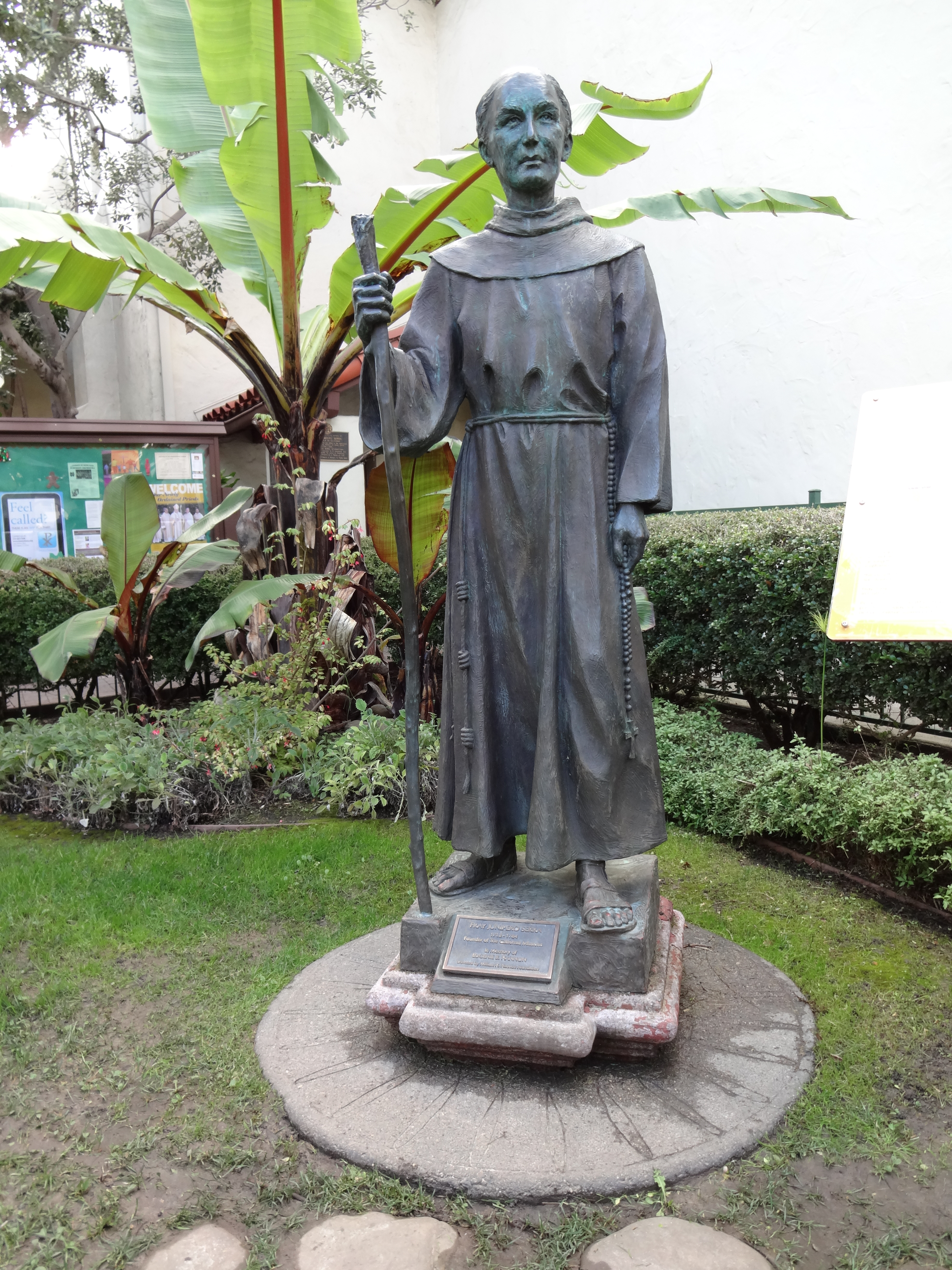 Statue of Fray Junipero Serra, Mission San Buenaventura
