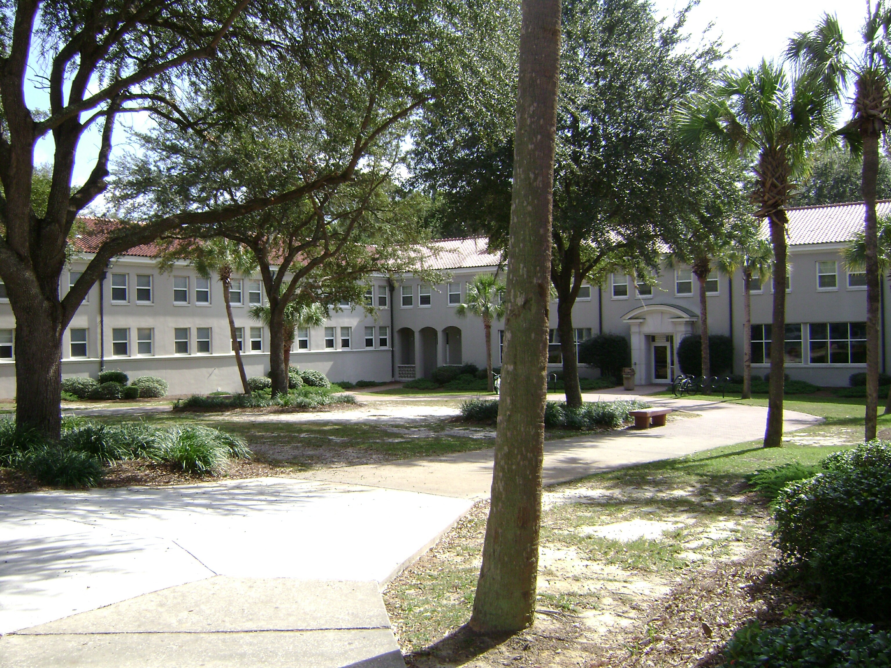 Lowndes Hall at Valdosta State University