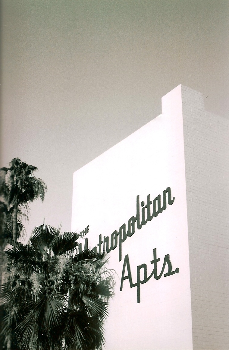 Phoenix: I have an obsession with fancy apartment complex names and signs that almost borders on romantic love. I don't know why I find them so beautiful, evocative, fascinating, but I do. I love it even more for the slightly melancholic wabi sabi