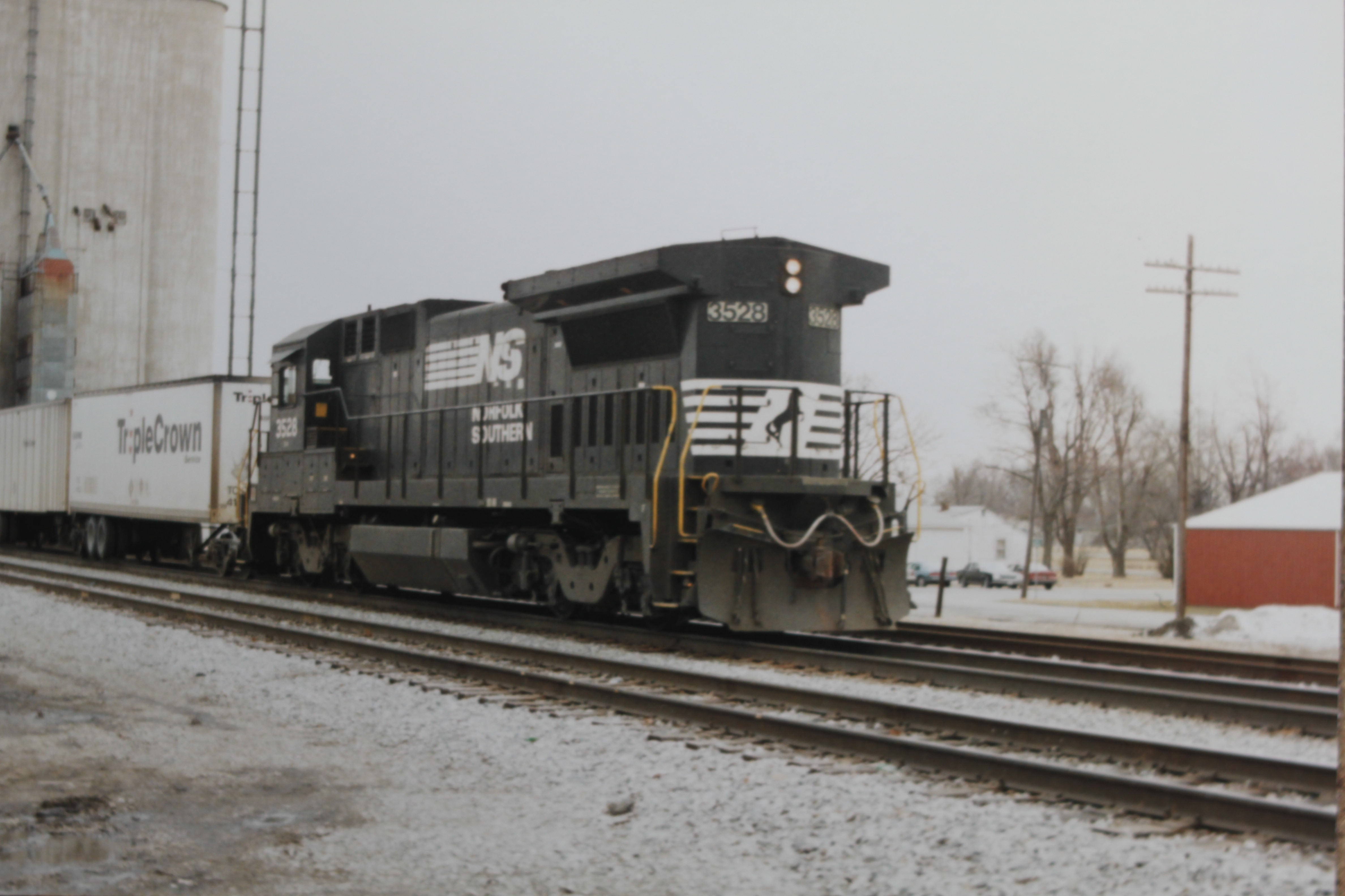 Tolono, IL, Eastern Railroad, 1994; digital copy of print. Complete indexed photo collection at WorldHistoryPics.com.