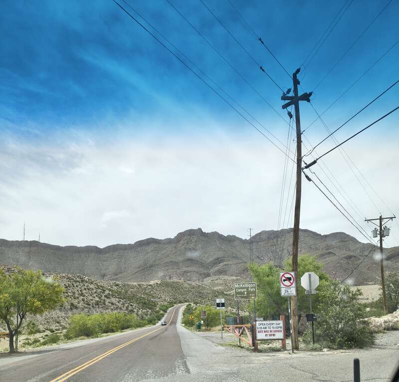 Entrada al parque del Cañon McKelligon  ubicado en El Paso, Texas