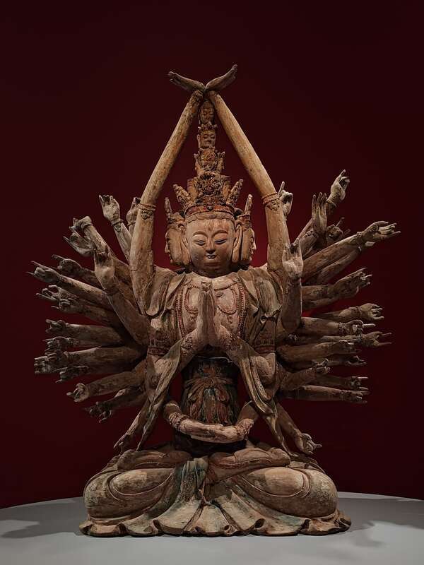 Approx. 1600–1700
China
Ming dynasty (1368–1644) or later
Wood (Tilia) with pigments
The Avery Brundage Collection, B60S584

One of the six manifestations of Avalokiteshvara in Esoteric Buddhism, the thousand-armed Guanyin bodhisattva was widely
