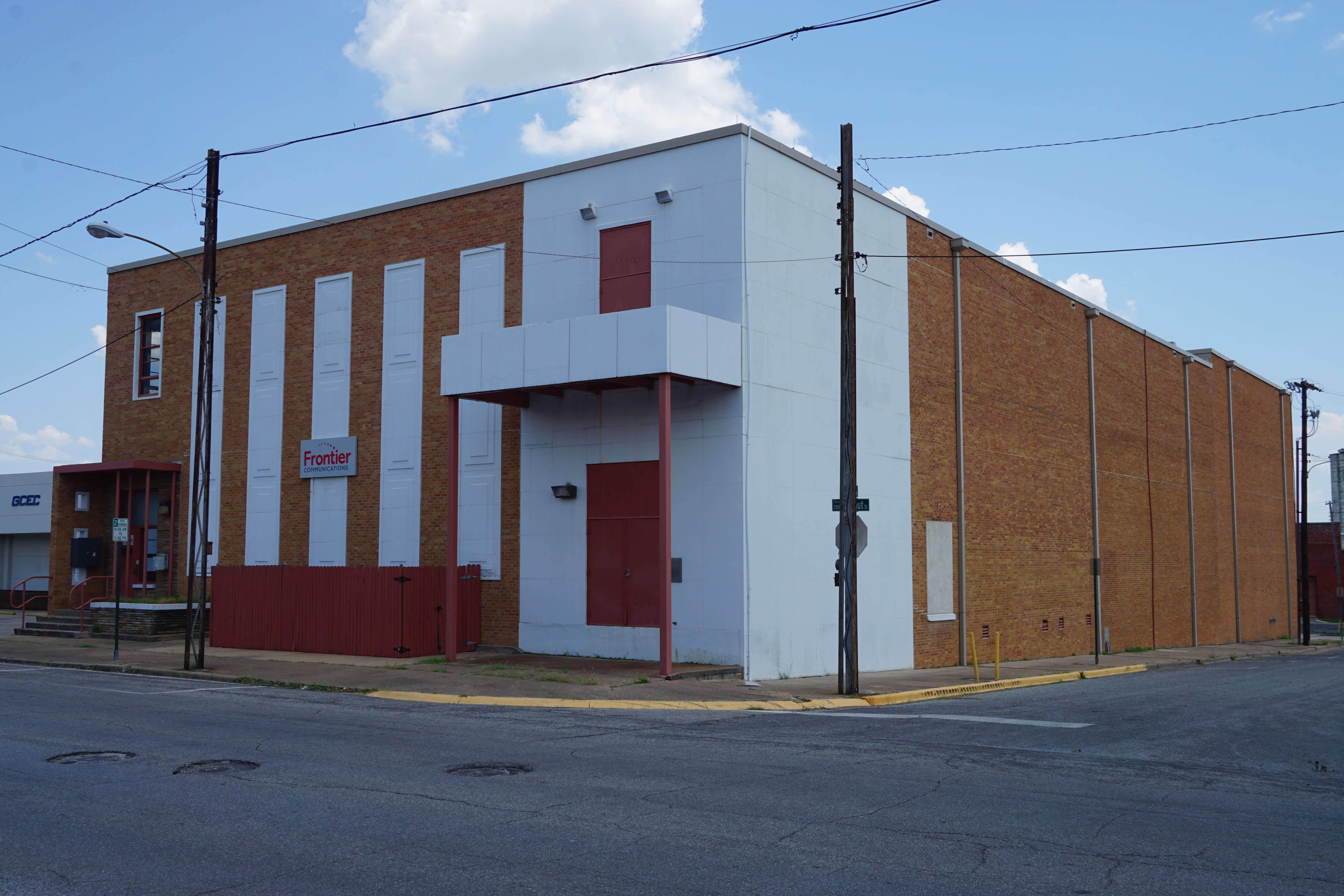 The Frontier Communications building in Sherman, Texas (United States).