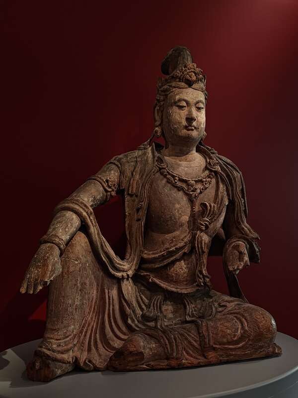 1100-1200
China
Song dynasty (960–1279)
Wood (paulownia) with pigments
The Avery Brundage Collection, B60S24+
Seated in the posture of "royal ease", this deity is known as the "Water-Moon Guanyin" (Shuiyue Guanyin). He was thought to reside on an