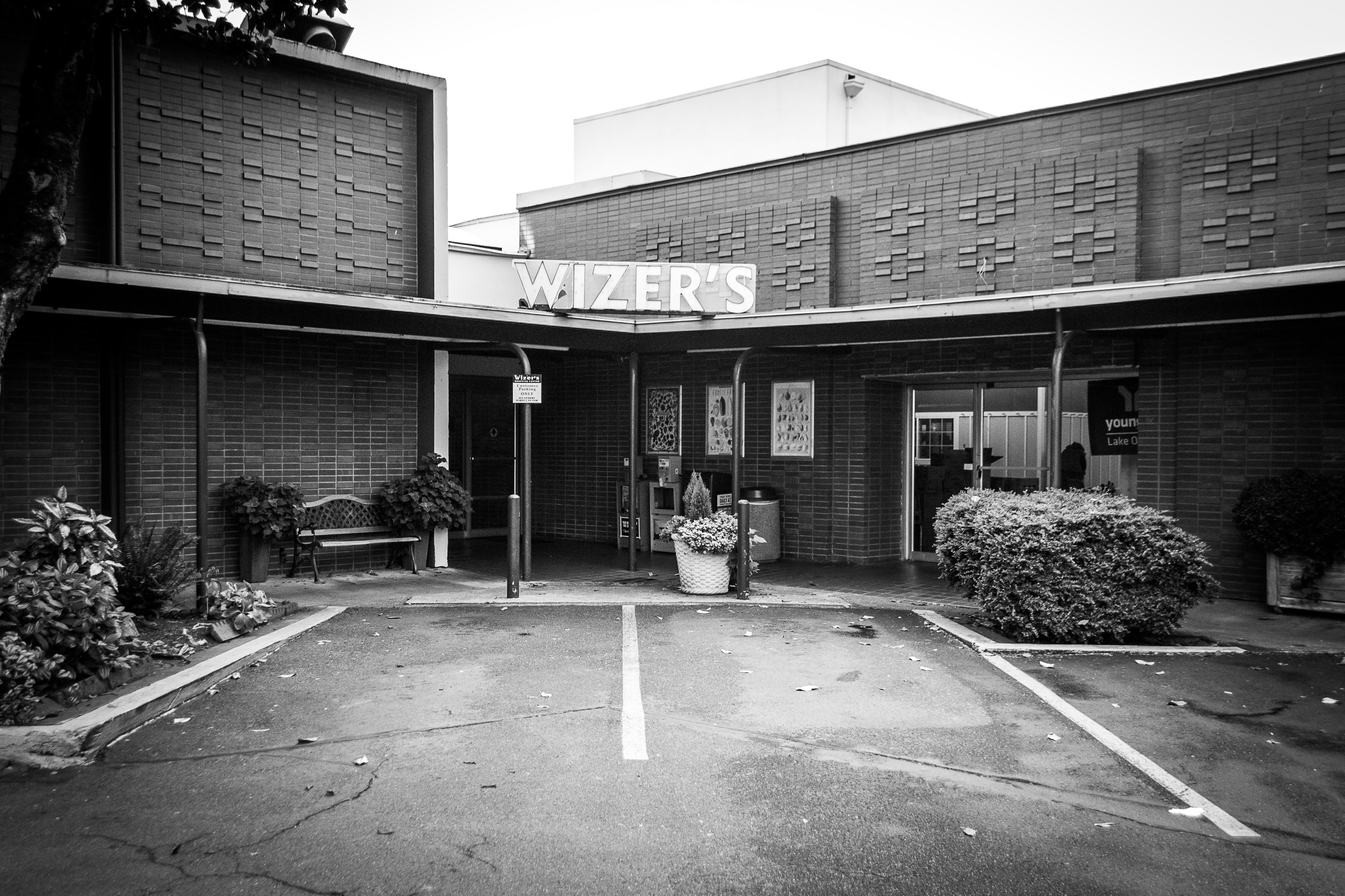 Wizer's in Lake Oswego