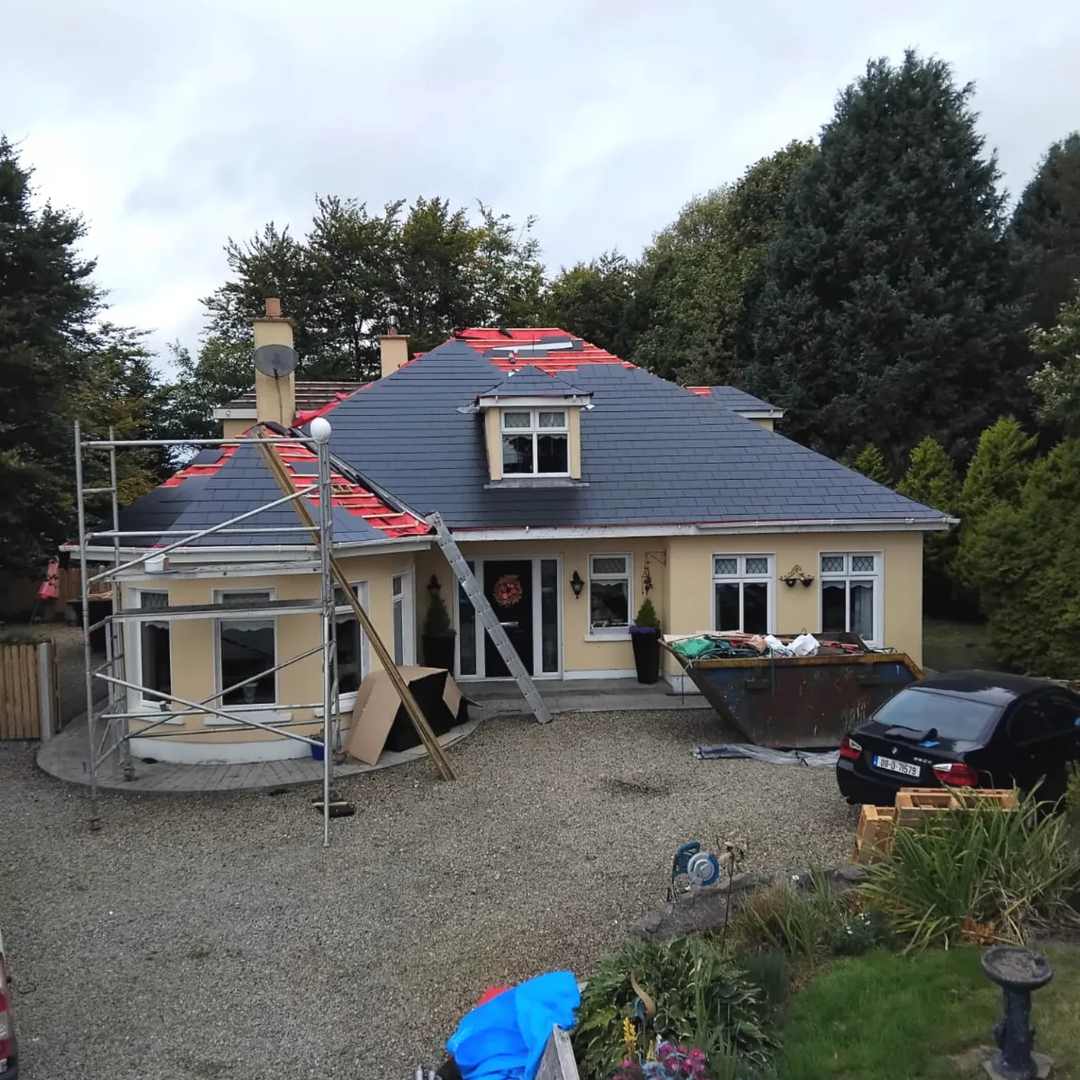 Can you install premium roofing materials in Cork?