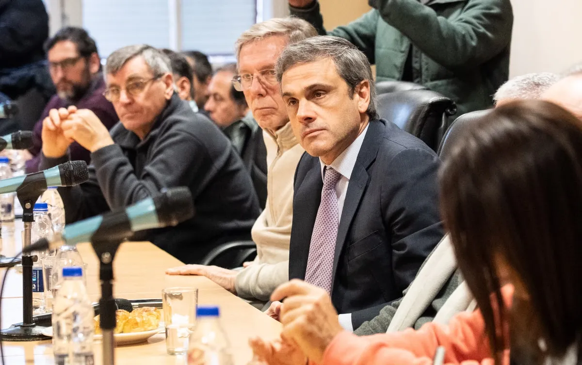 Diputado Guillermo Mitche impulsó debate sobre reforma legislativa