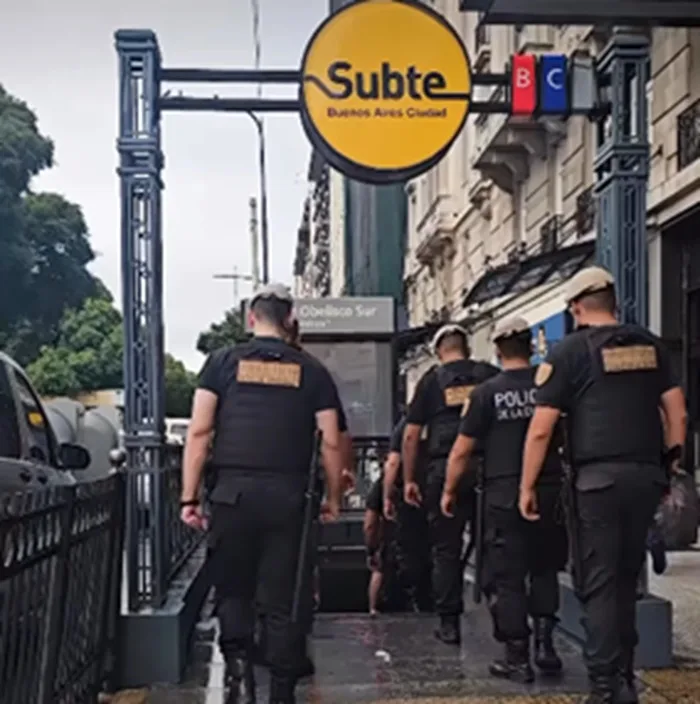 Megaoperativo con 1.100 policías blindó el transporte y los accesos de la Ciudad