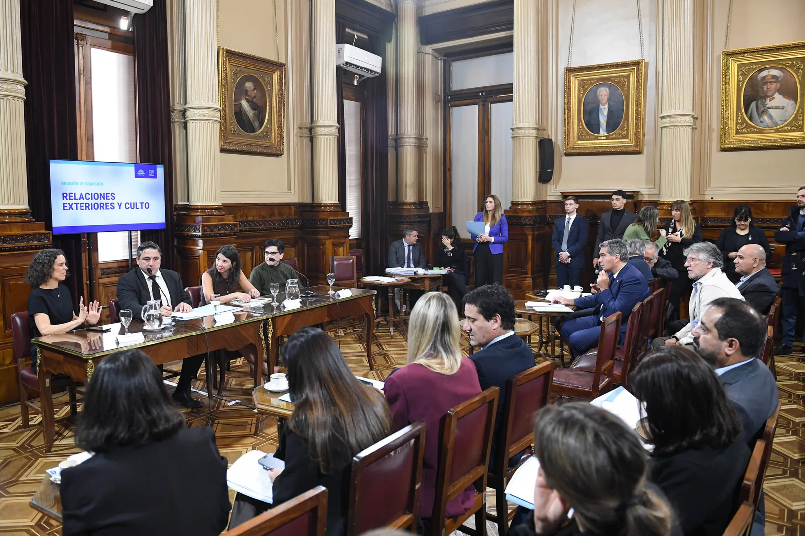 El oficialismo acelera 60 pliegos judiciales en el Senado y apunta a dos jueces clave