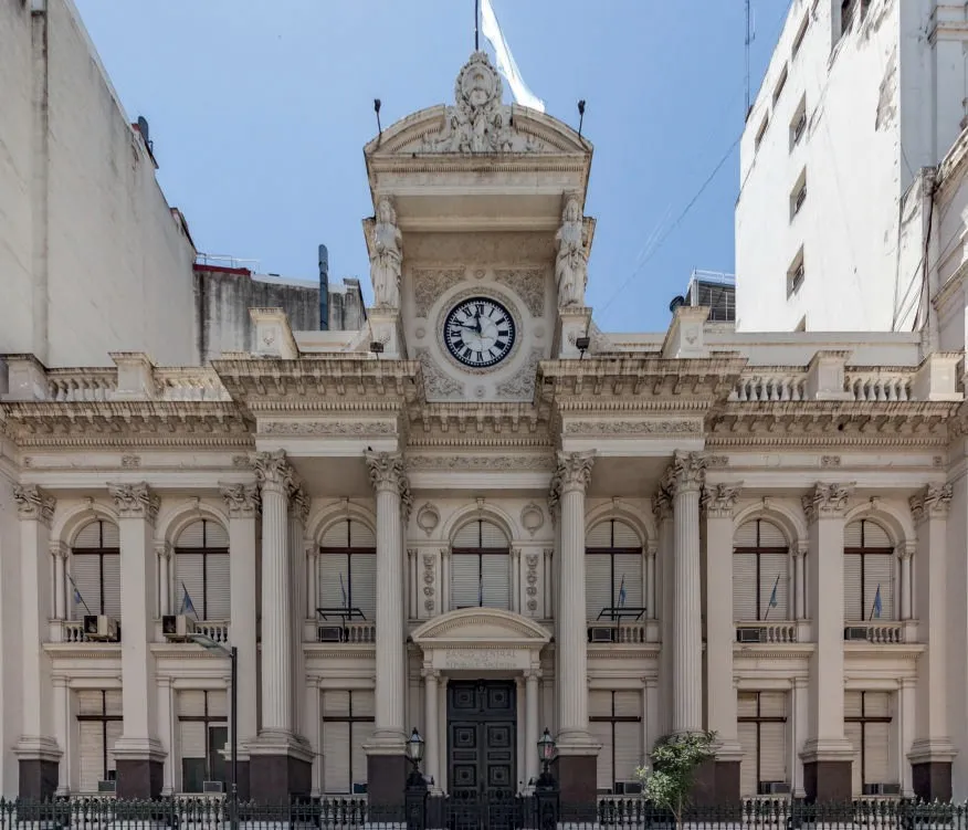 Las reservas del BCRA superaron los US$ 50.000 millones en agosto