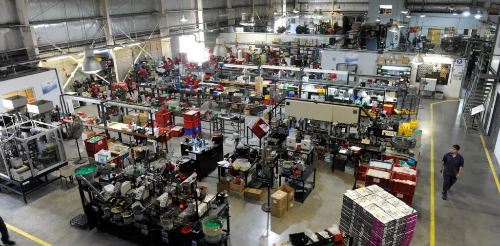 Fase II Milei-Caputo: vender la empresa como estrategia para reinventarse