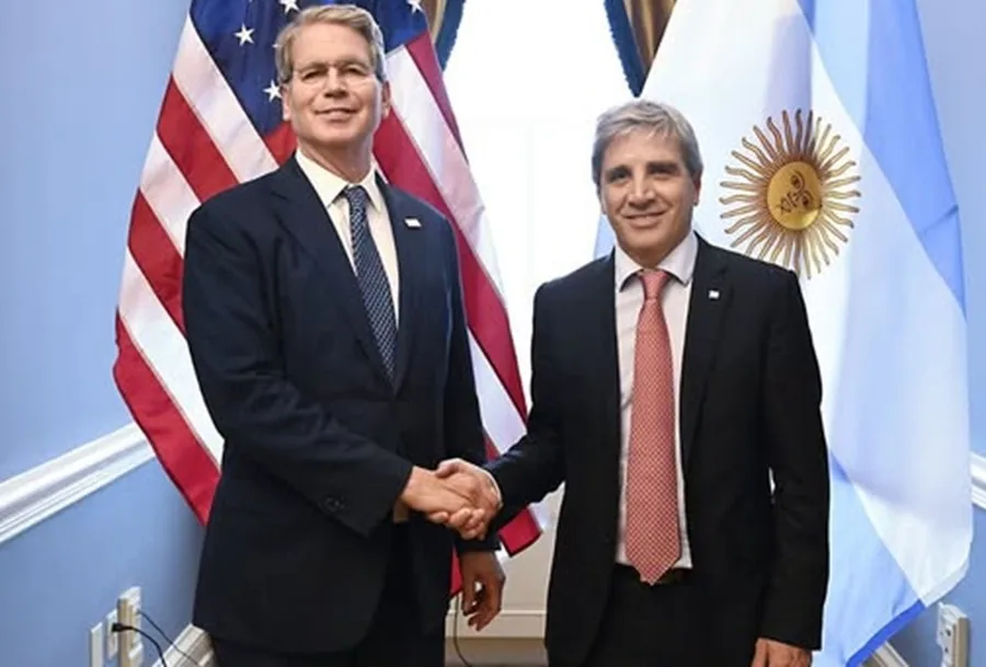 Caputo dijo que el Gobierno cumplirá las metas del acuerdo con el FMI