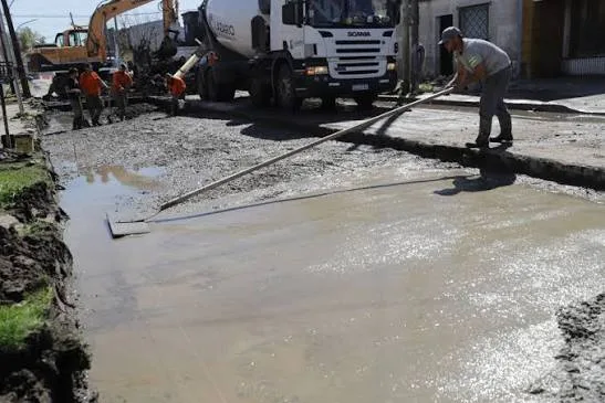 Lanús avanza con plan de pavimentación en calles del distrito