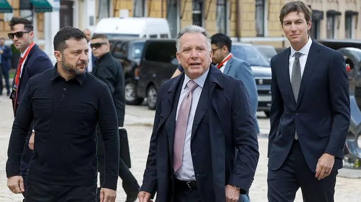 Enviados de Trump se reunieron con Zelenski en Kiev para reactivar la paz