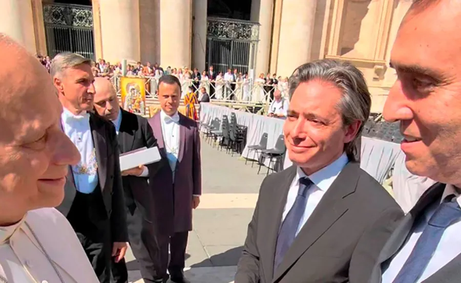 El intendente de Luján se reunió con el papa León XIV y ultima la visita del 11 de noviembre