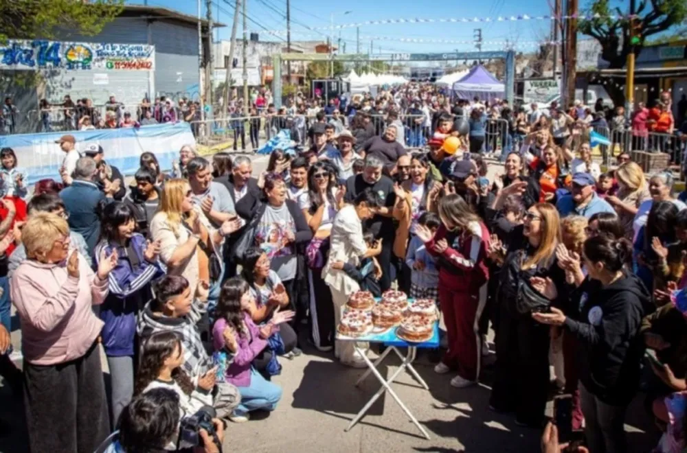 Quilmes celebra el 75º aniversario del barrio La Paz con un festival y desfile